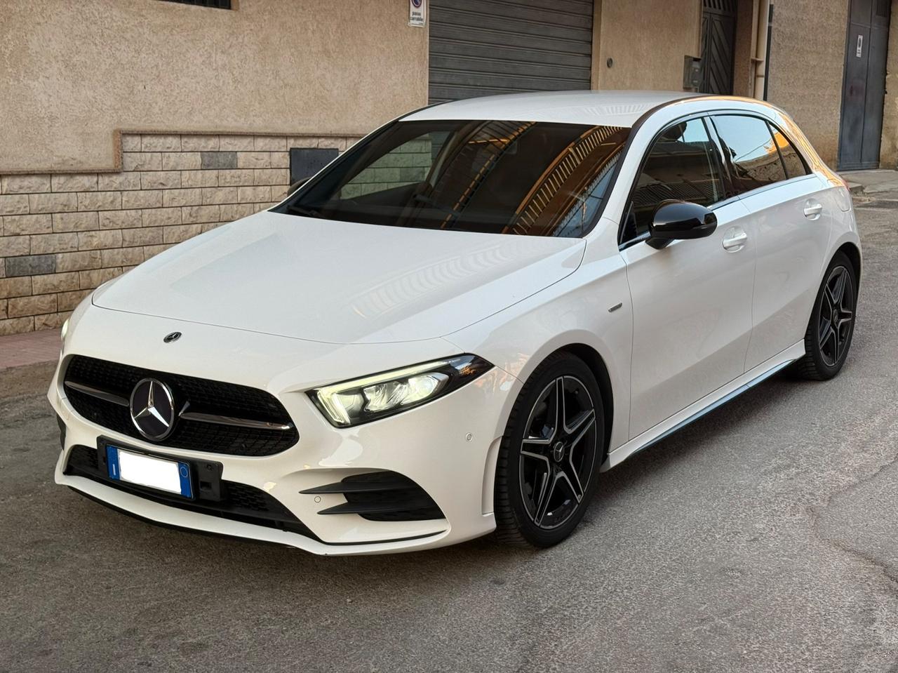 Mercedes-benz A 180 d Automatic Premium night edition