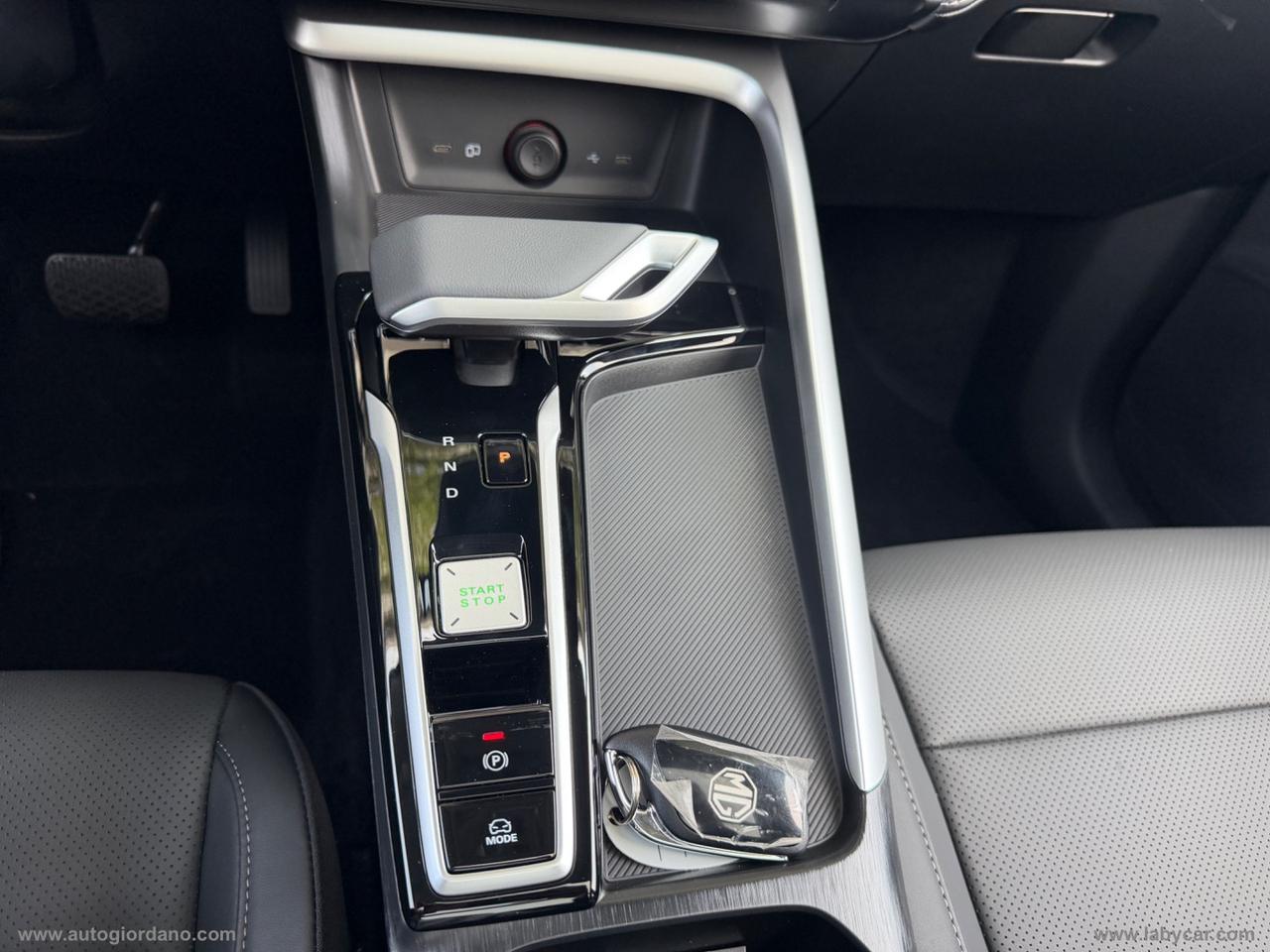MG ZS Hybrid+ Luxury TETTO APRIBILE PANORAMICO