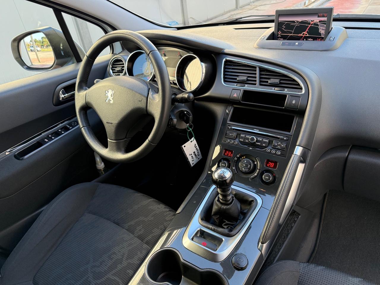 Peugeot 3008 1.6 HDi 115CV Business