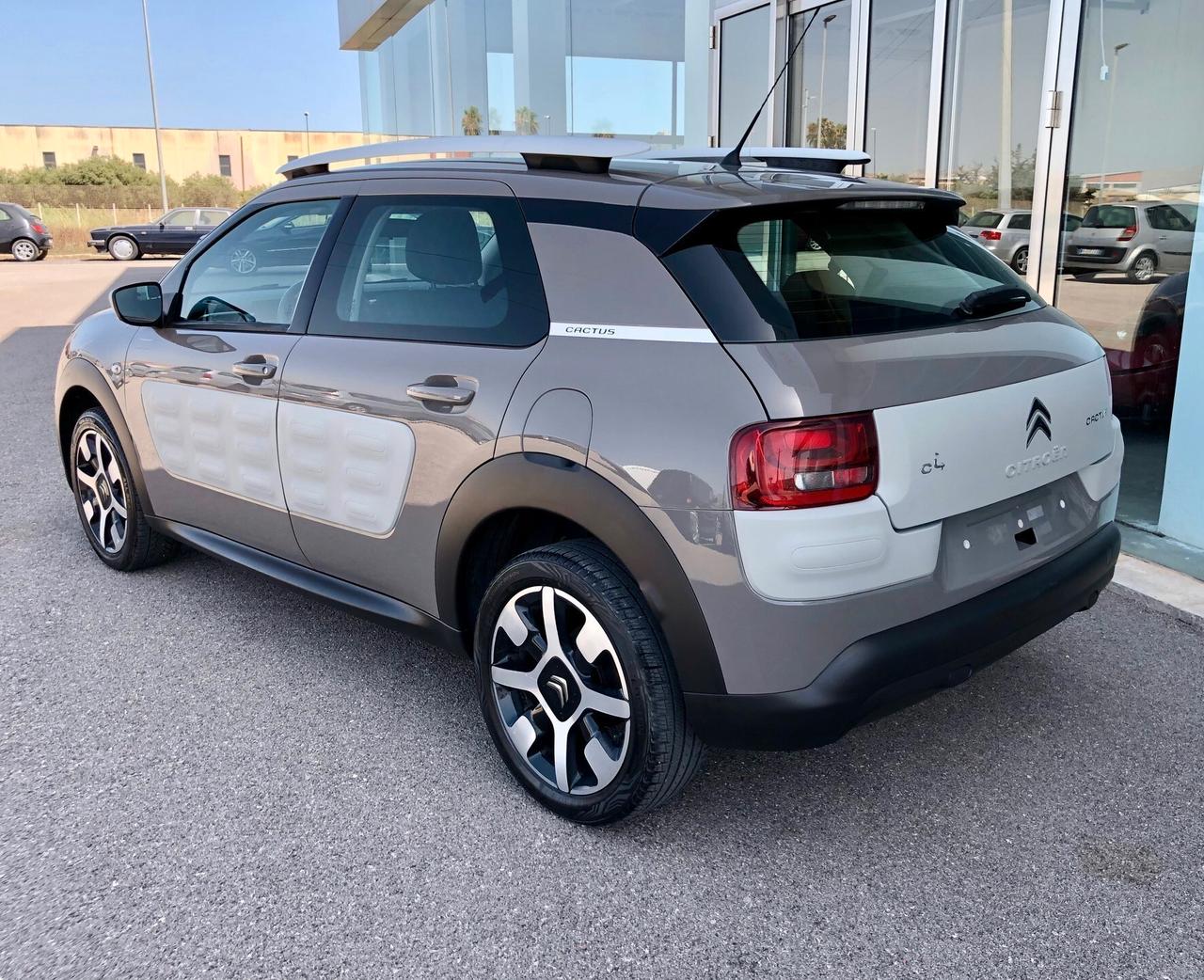 CITROEN C4 CACTUS 1.2 VTI 82 FEEL EDITION