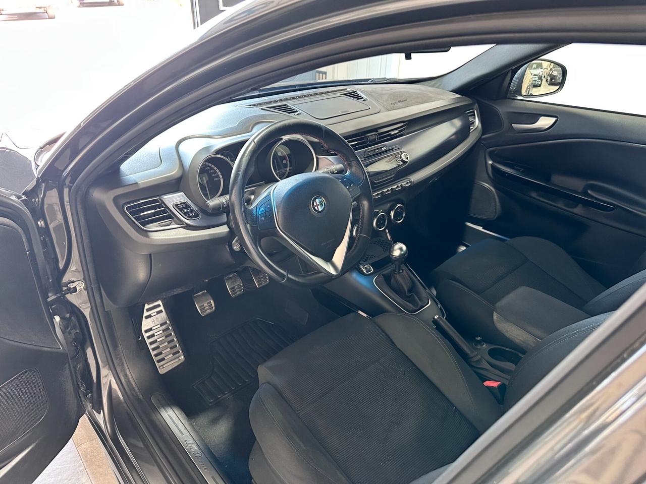 Alfa Romeo Giulietta 2.0 JTDm-2 140 CV UNICO PROP. - DA VETRINA