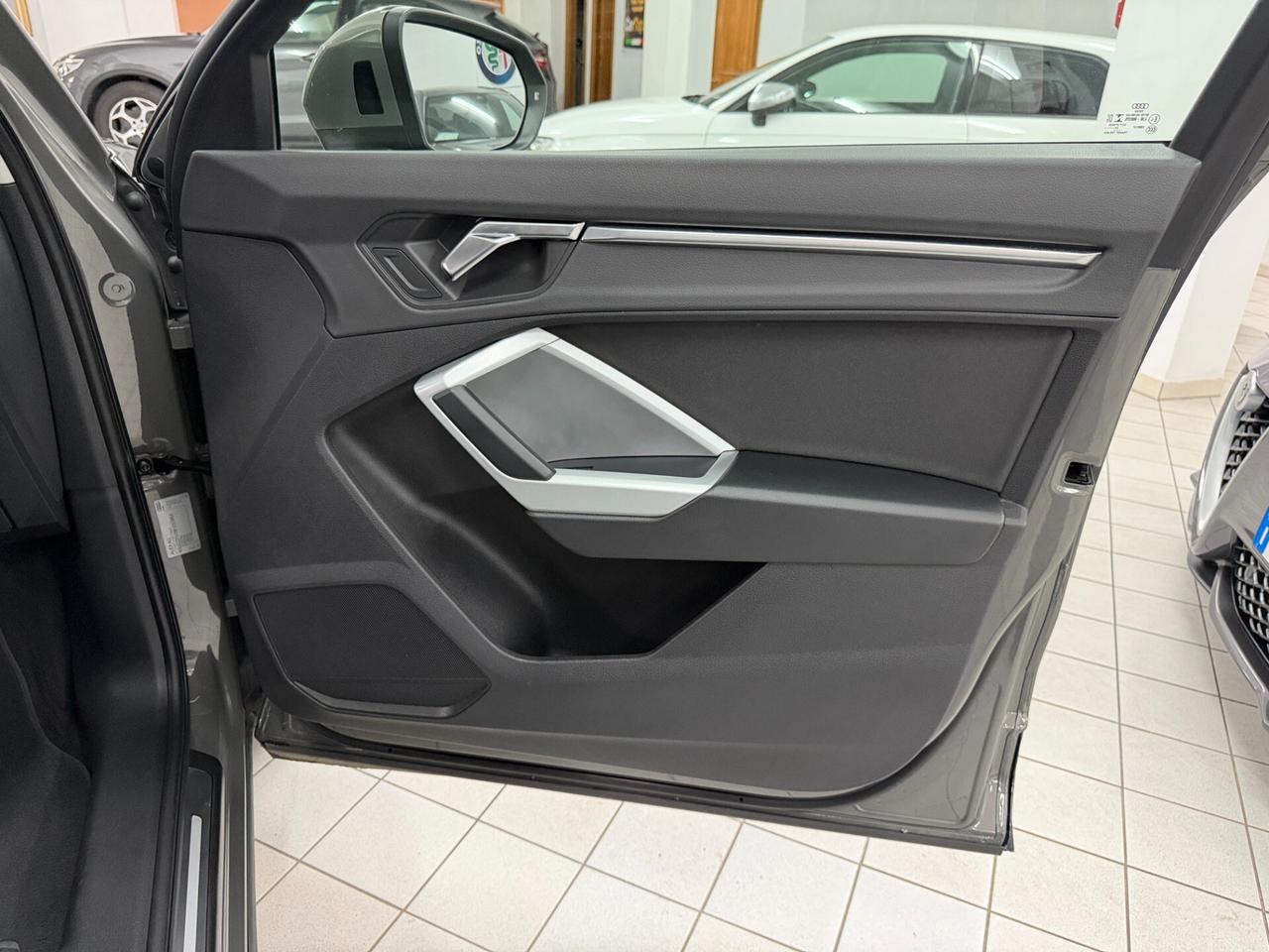 Audi Q3 35 2.0 TDI BUSINESS ADVANCED QUATTRO S-TRONIC 4 TELECAMERE VIRTUAL COCKPIT 18 RUOTINO BLIND