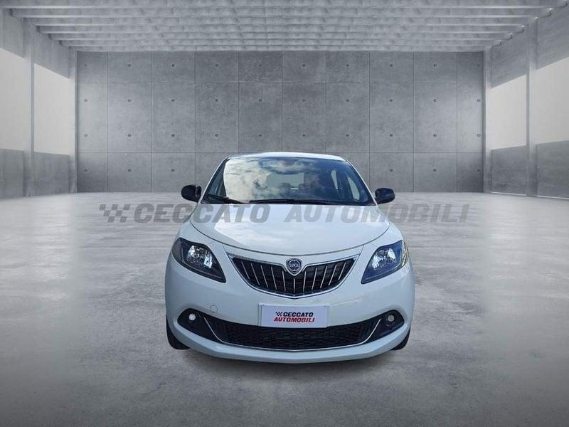 Lancia Ypsilon 1.0 firefly hybrid Gold s&s 70cv