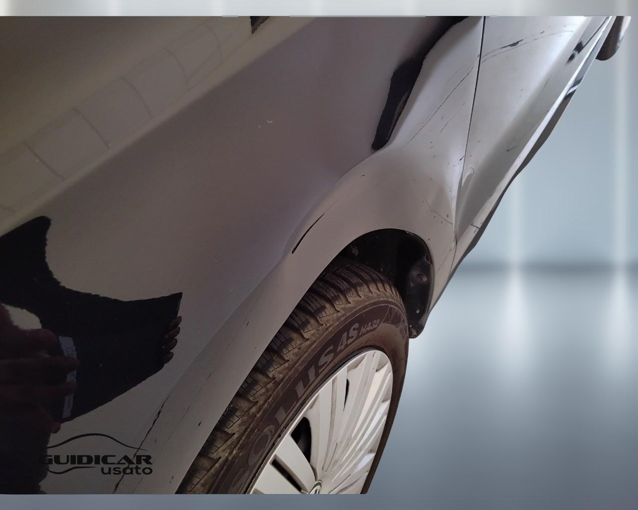 VOLKSWAGEN Polo V 2014 - Polo 5p 1.0 mpi Comfortline 75cv