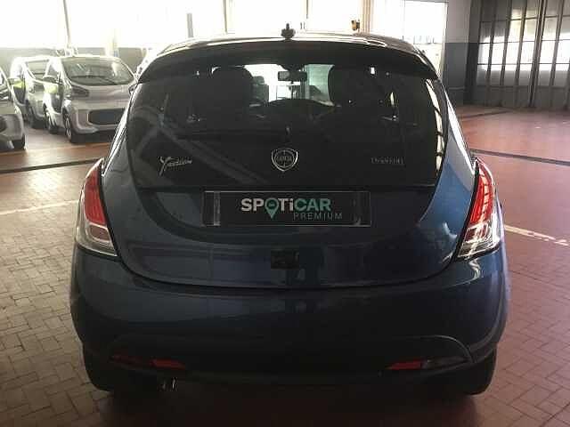 Lancia Ypsilon Gold 1.0 Hybrid 70 cv - Vettura Usata