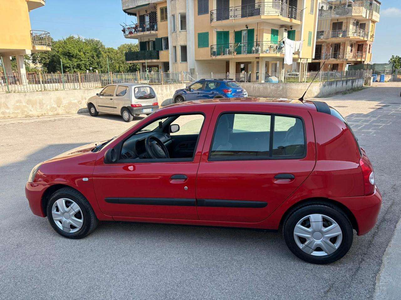 Renault Clio Storia 1.2 16V 5 porte Dynamique