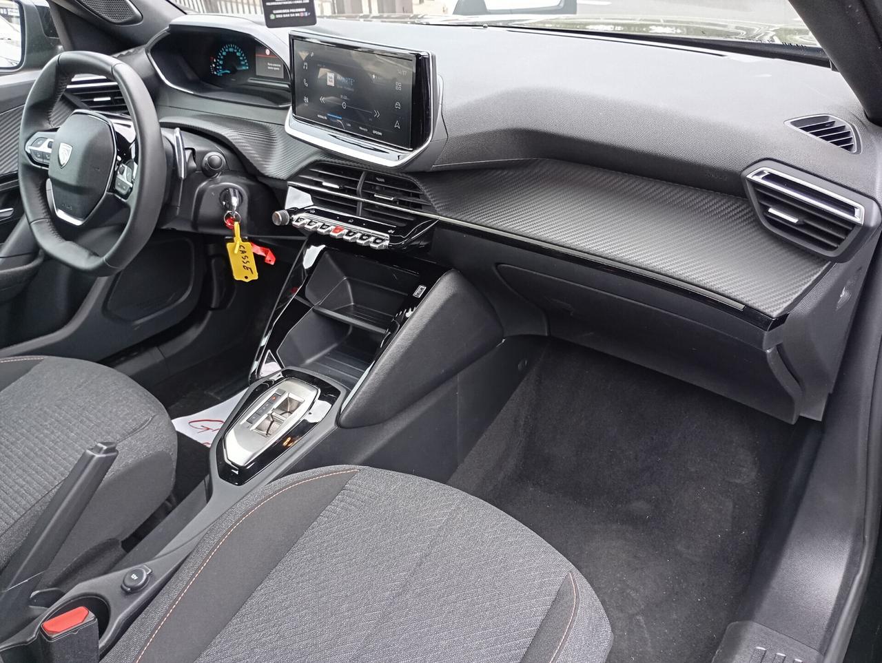 Peugeot 2008 Hybrid 145 e-DCS6 Style