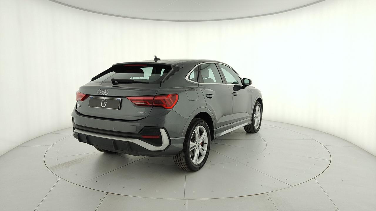 AUDI Q3 2019 Sportback - Q3 Sportback 40 2.0 tfsi S line edition