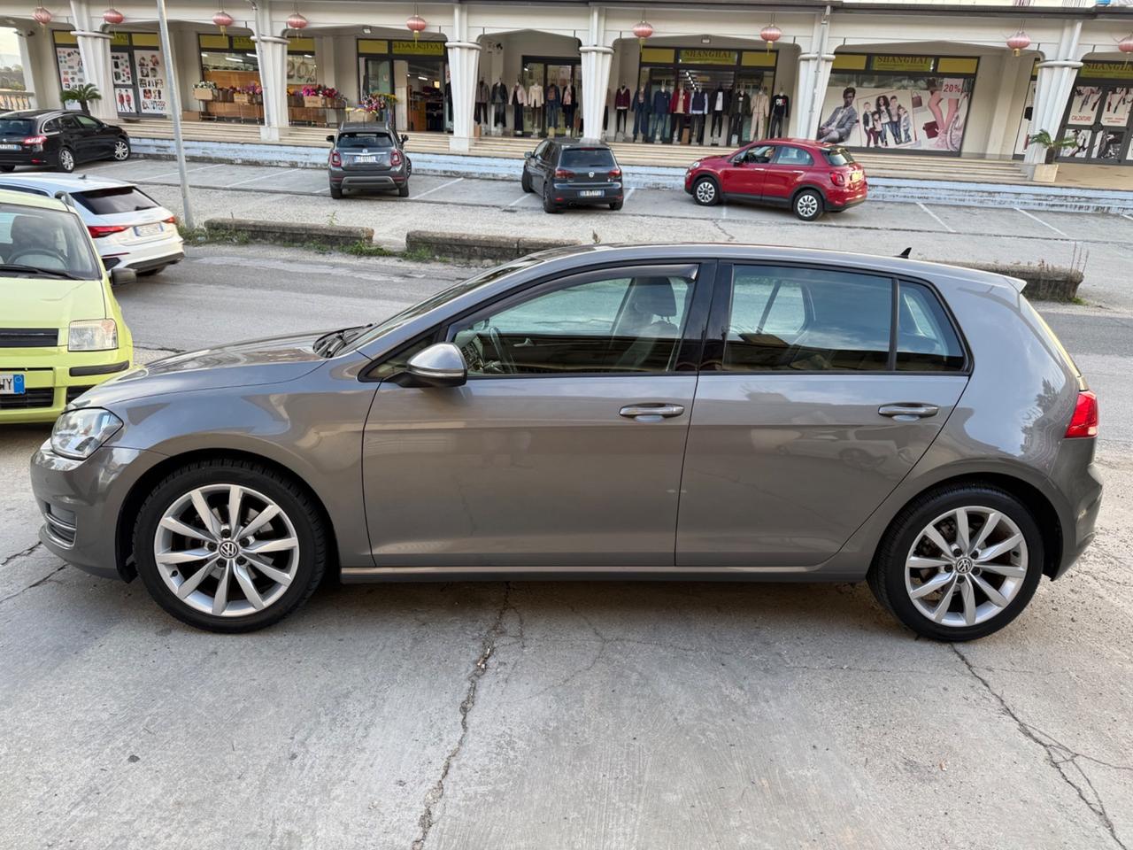 Volkswagen Golf 1.6 TDI 5p. Highline BlueMotion Technology
