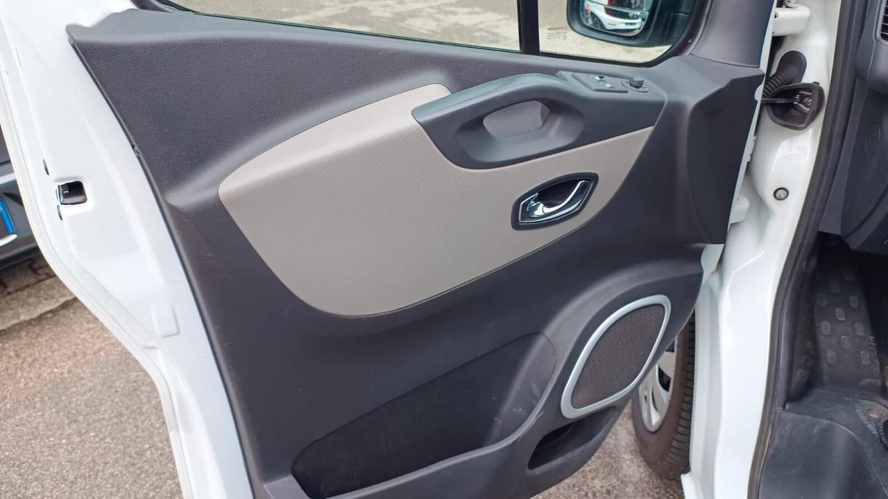 Renault Trafic 1.6 dCi Grand Confort L1H1