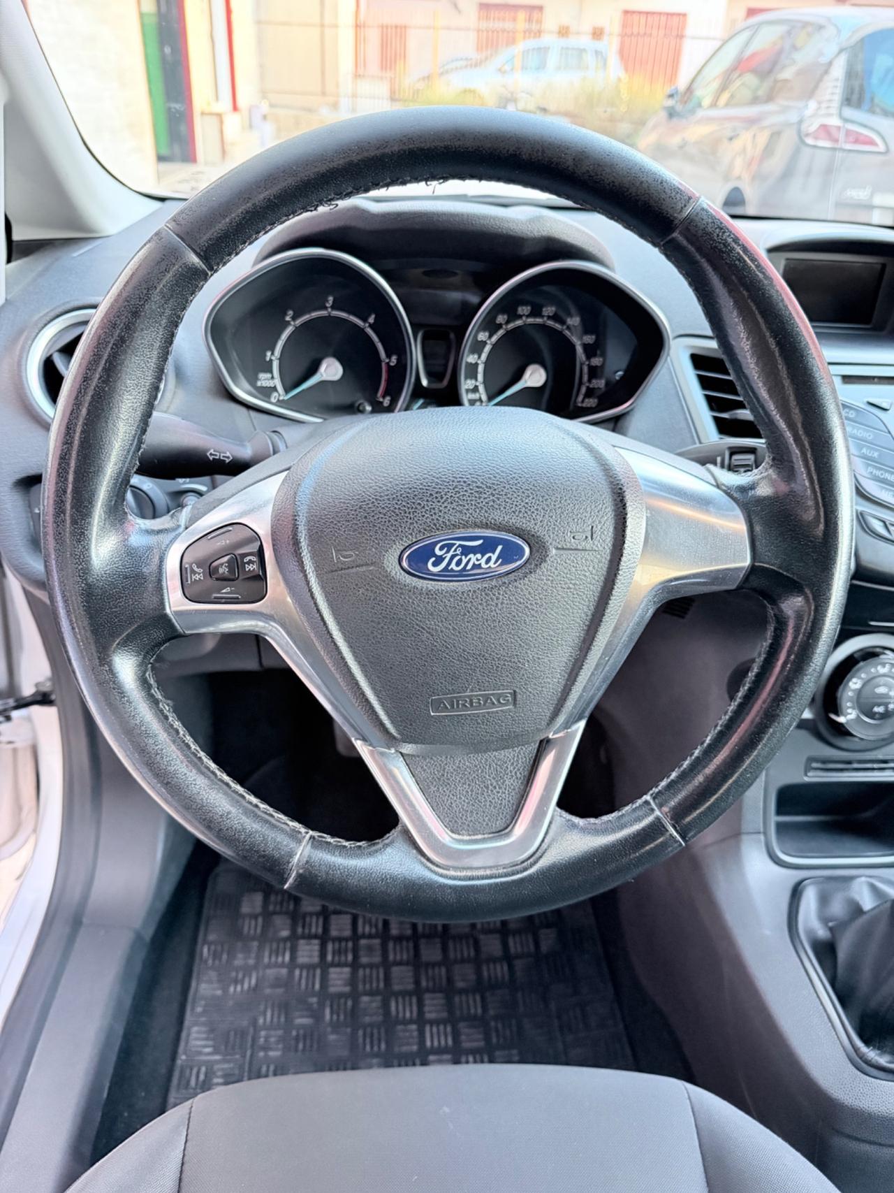 Ford Fiesta 1.5 TDCi Diesel 75CV