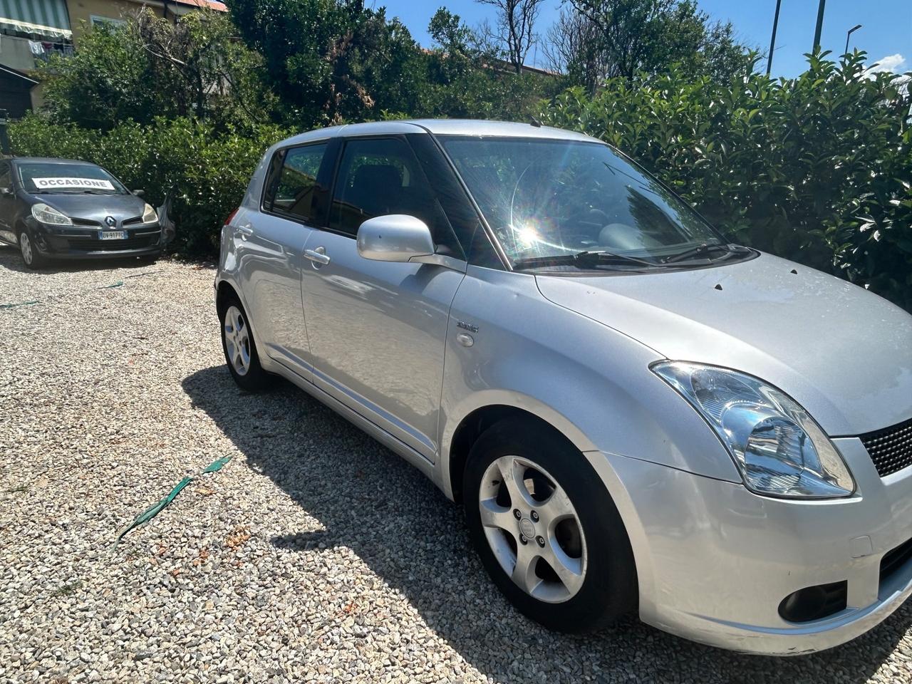 Suzuki Swift 1.3 DDiS 5p. GLX