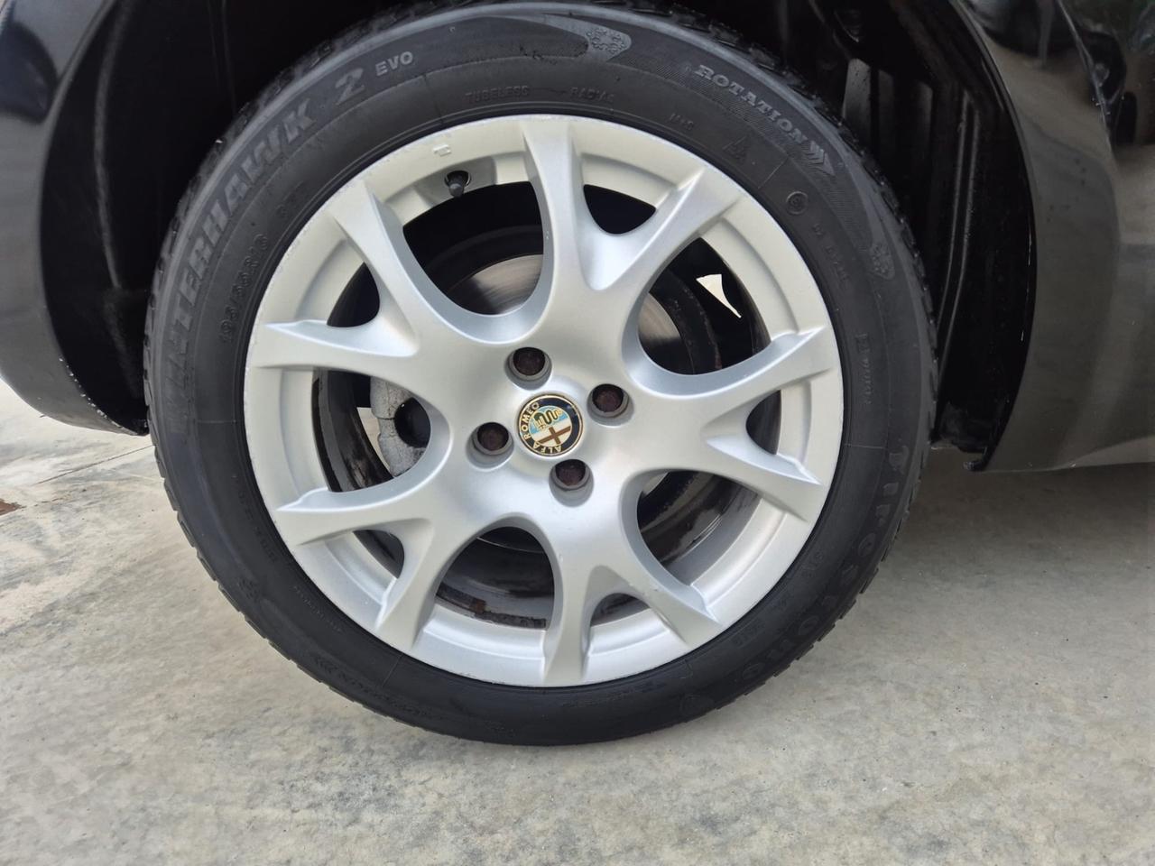 Alfa Romeo MiTo 1.4 105 CV M.air S&S Distinctive Sport Pack