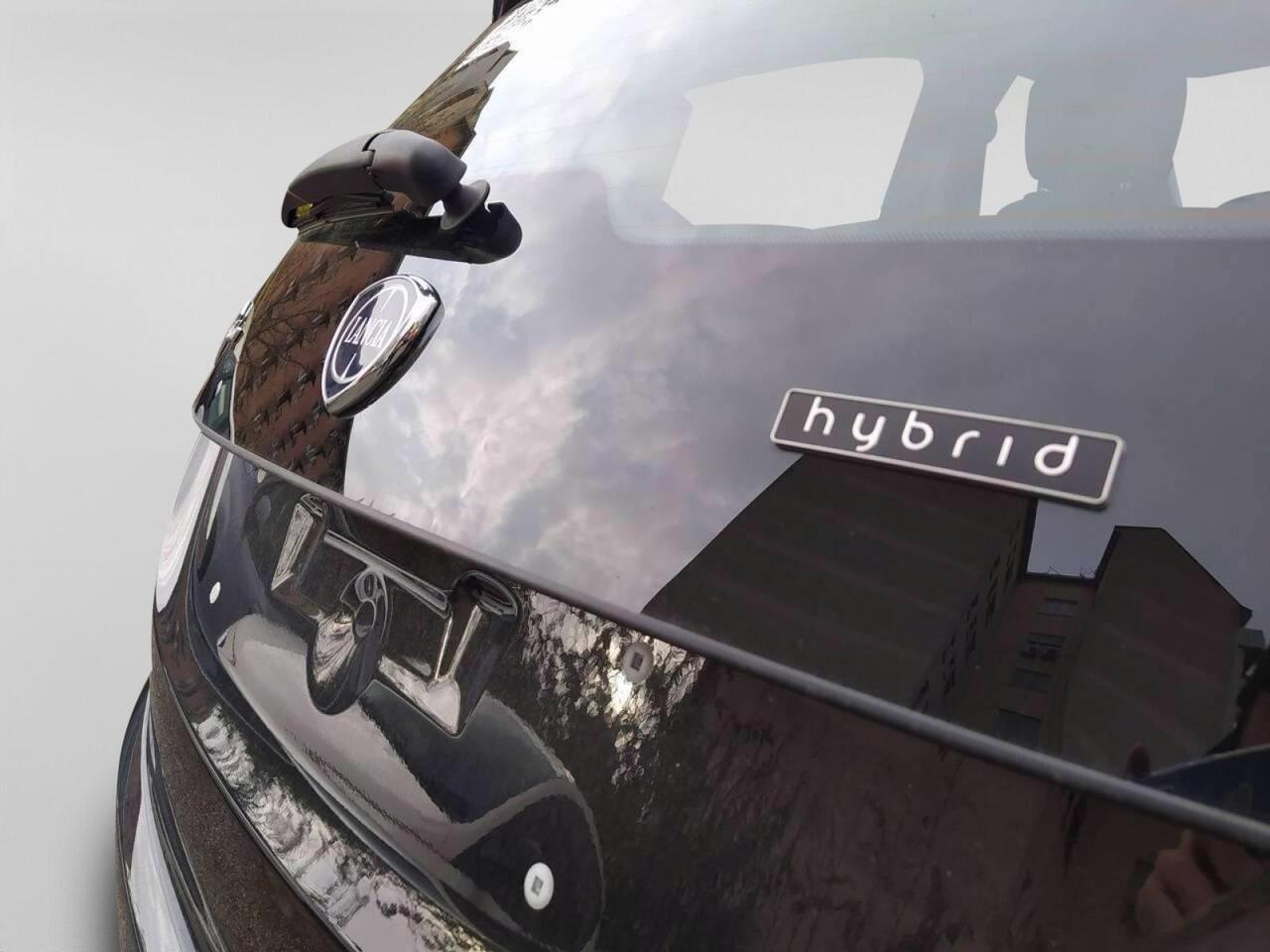 LANCIA Ypsilon III 2021 - Ypsilon 1.0 firefly hybrid Silver s&s 70c