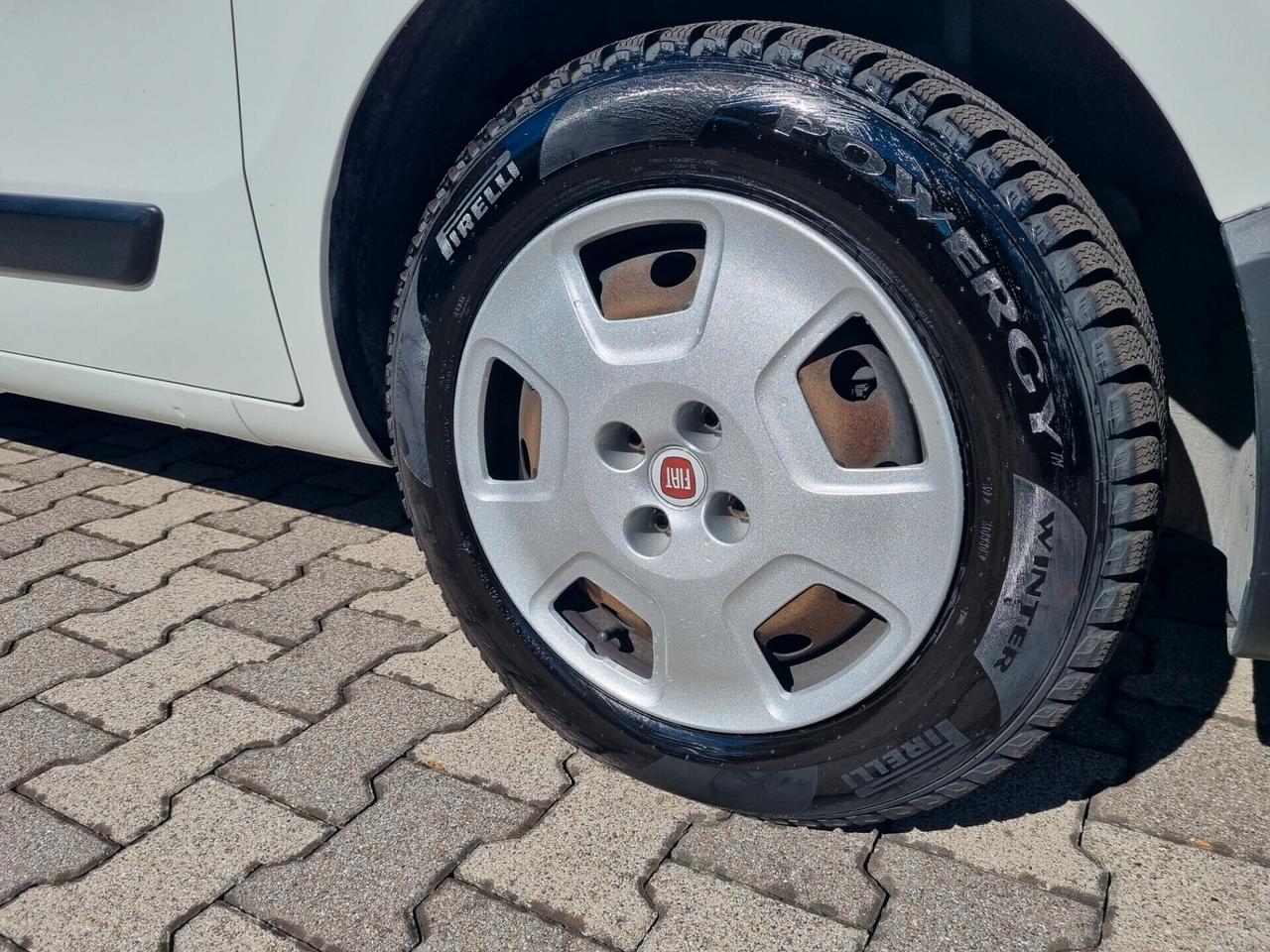 Fiat Fiorino 1.3 MJT 95CV Cargo SX