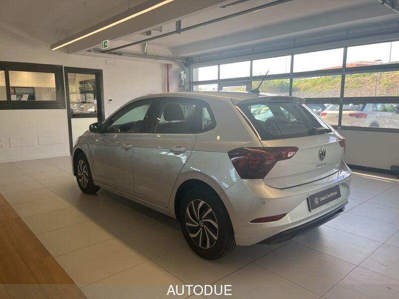 Volkswagen Polo VI 2022 1.0 tsi Life 95cv dsg