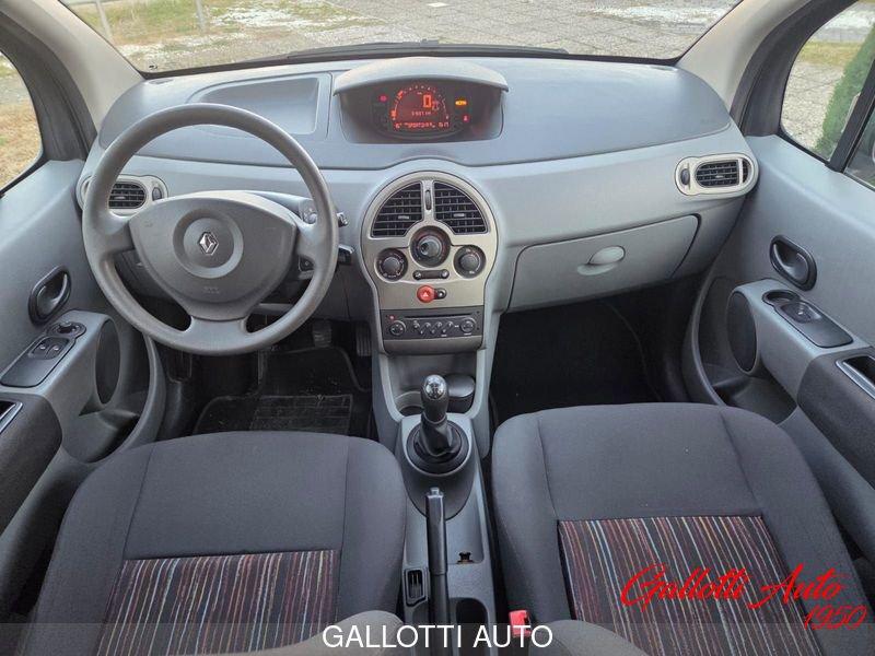 Renault Modus Grand Modus 1.2 16V 75CV