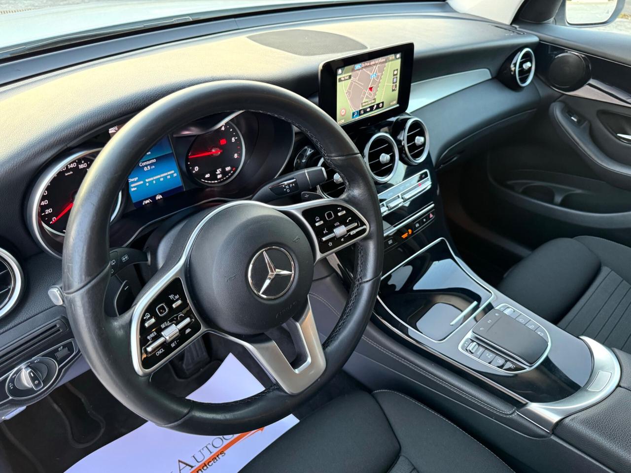 MERCEDES GLC 200D Sport 4Matic - Led Navi
