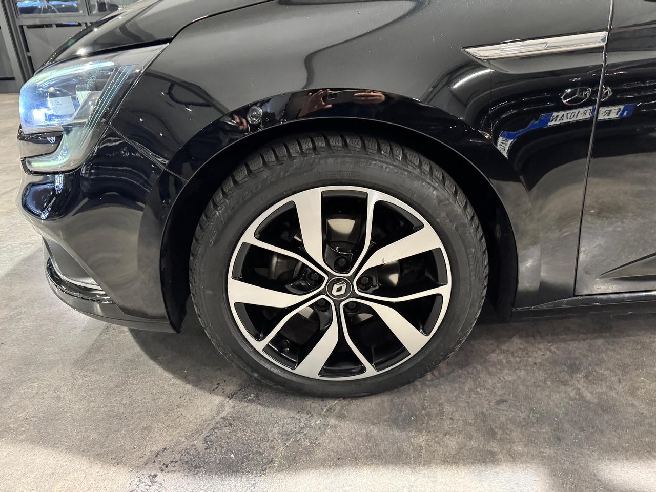 Renault Megane 1.5 115cv blue dci Intens automatica 2019