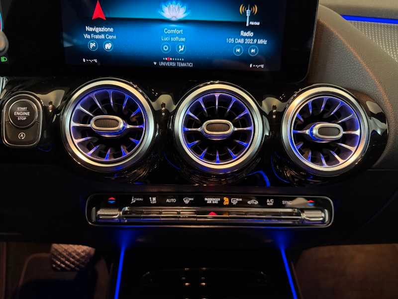 Mercedes-Benz GLA - H247 - GLA 180 d Business auto