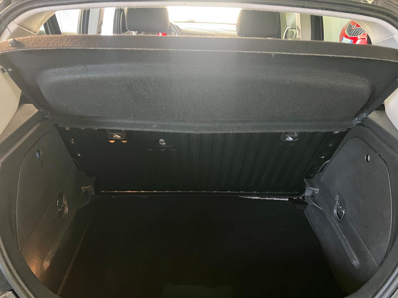 Opel Corsa 1.4 90CV GPL Tech 5 porte n-Joy