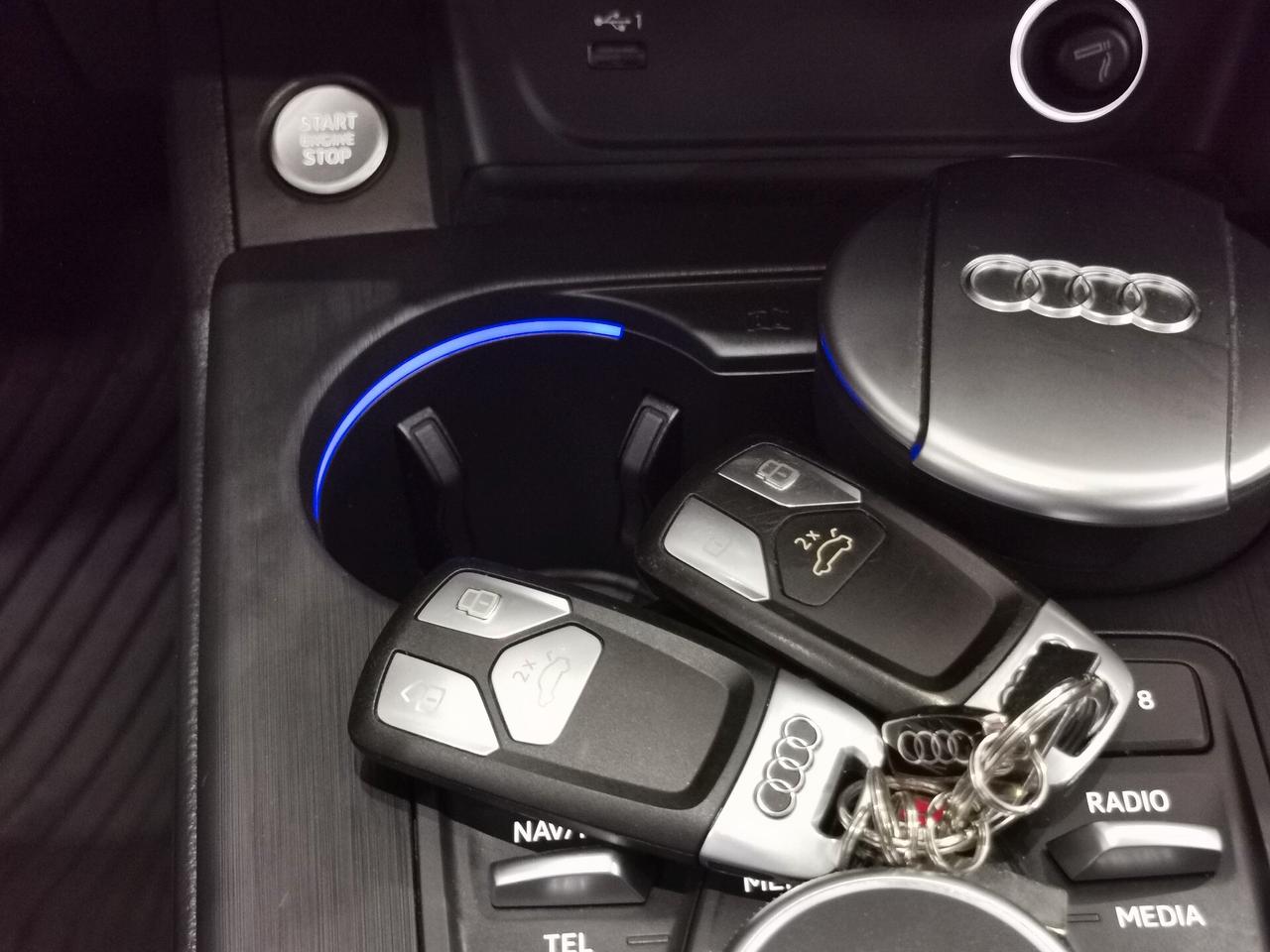 Audi A4 40 TFSI S tronic Business Sport
