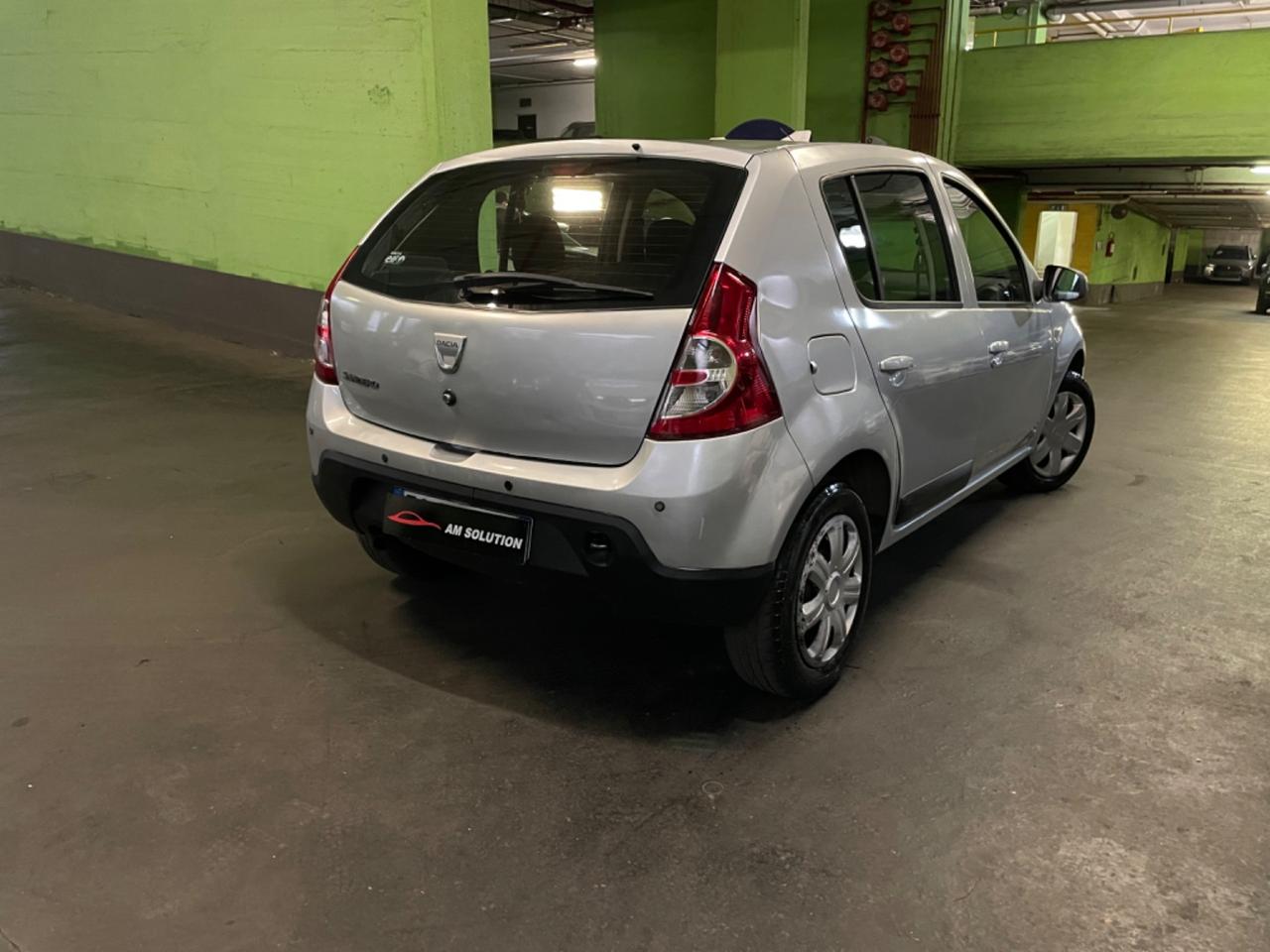 Dacia Sandero 1.2 Neopatentati Euro 5 (Sensori di parcheggio)