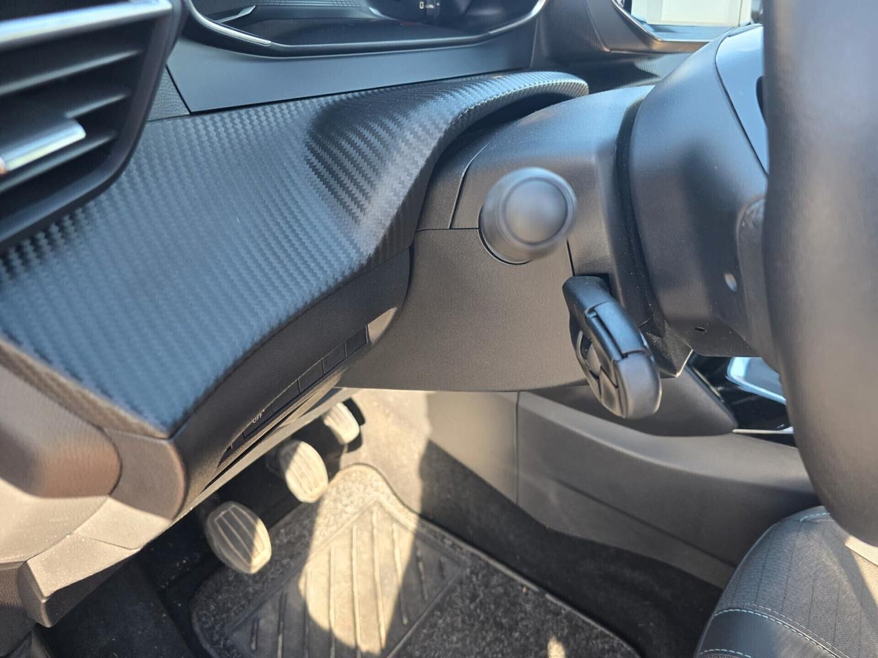 Peugeot 2008 PureTech 100 S&S Allure