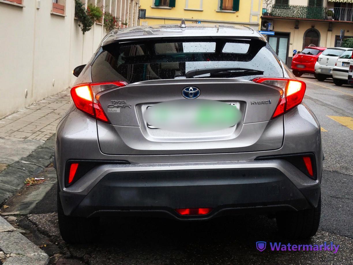 Toyota C-HR 1.8 Hybrid E-CVT Business