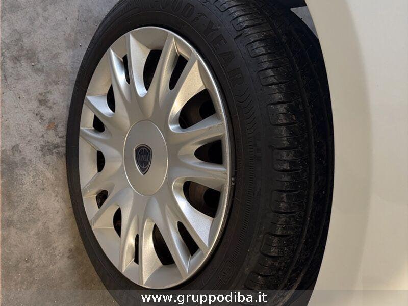 Lancia Ypsilon III 2011 Benzina 0.9 t.air Elle ecochic metano 80cv