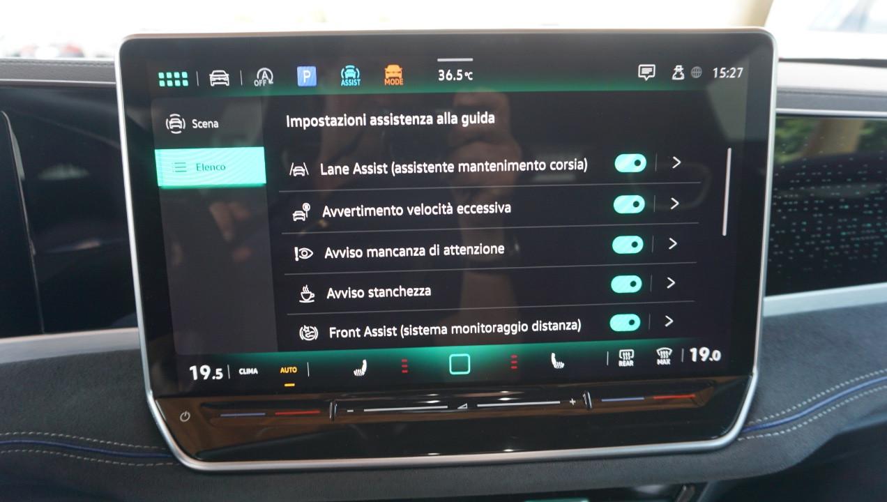 Volkswagen Passat 2.0 tdi scr R-Line 4motion 193cv dsg