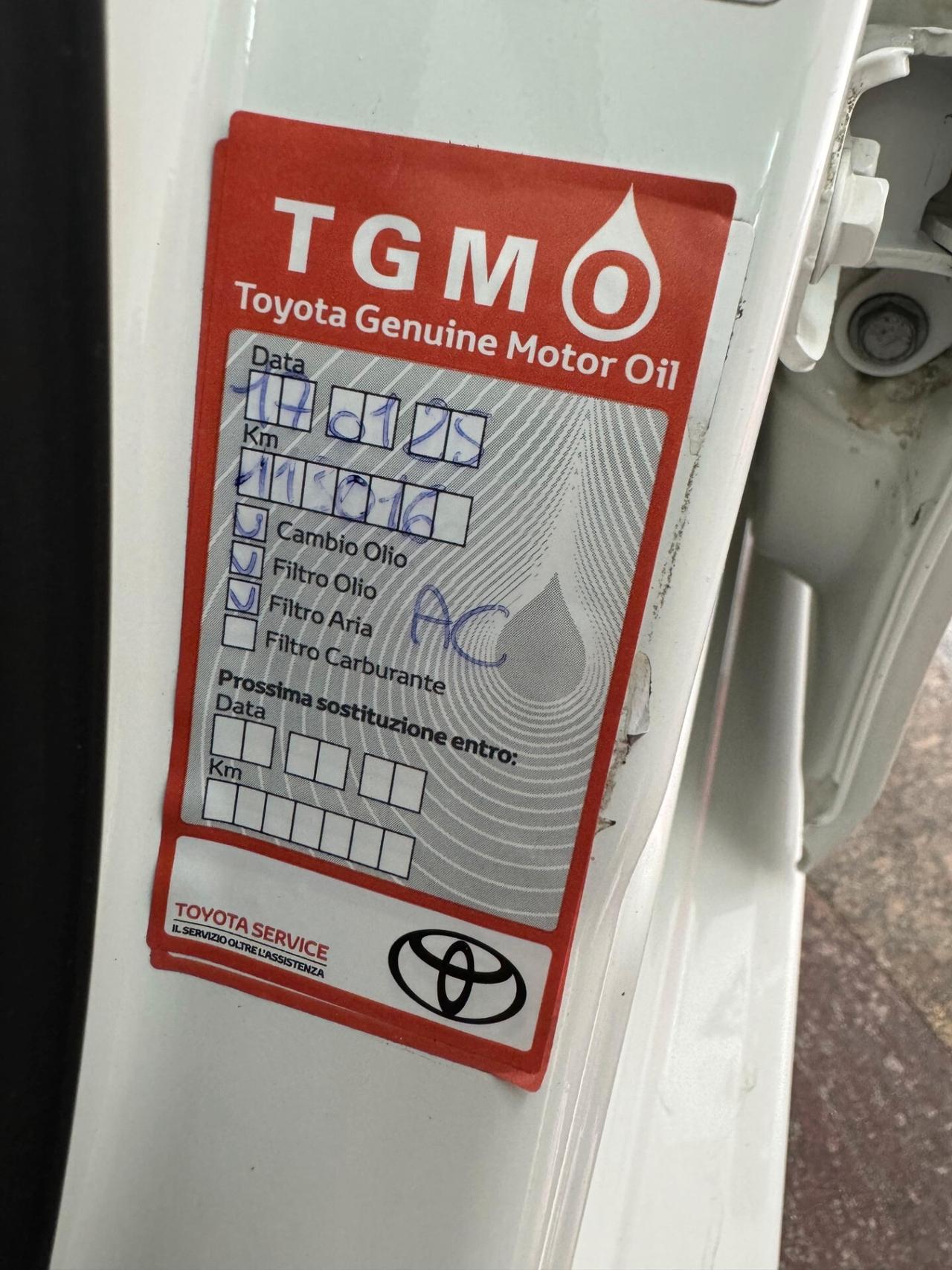 Toyota Aygo 1.0 VVT-i 69 CV 5 porte x-play