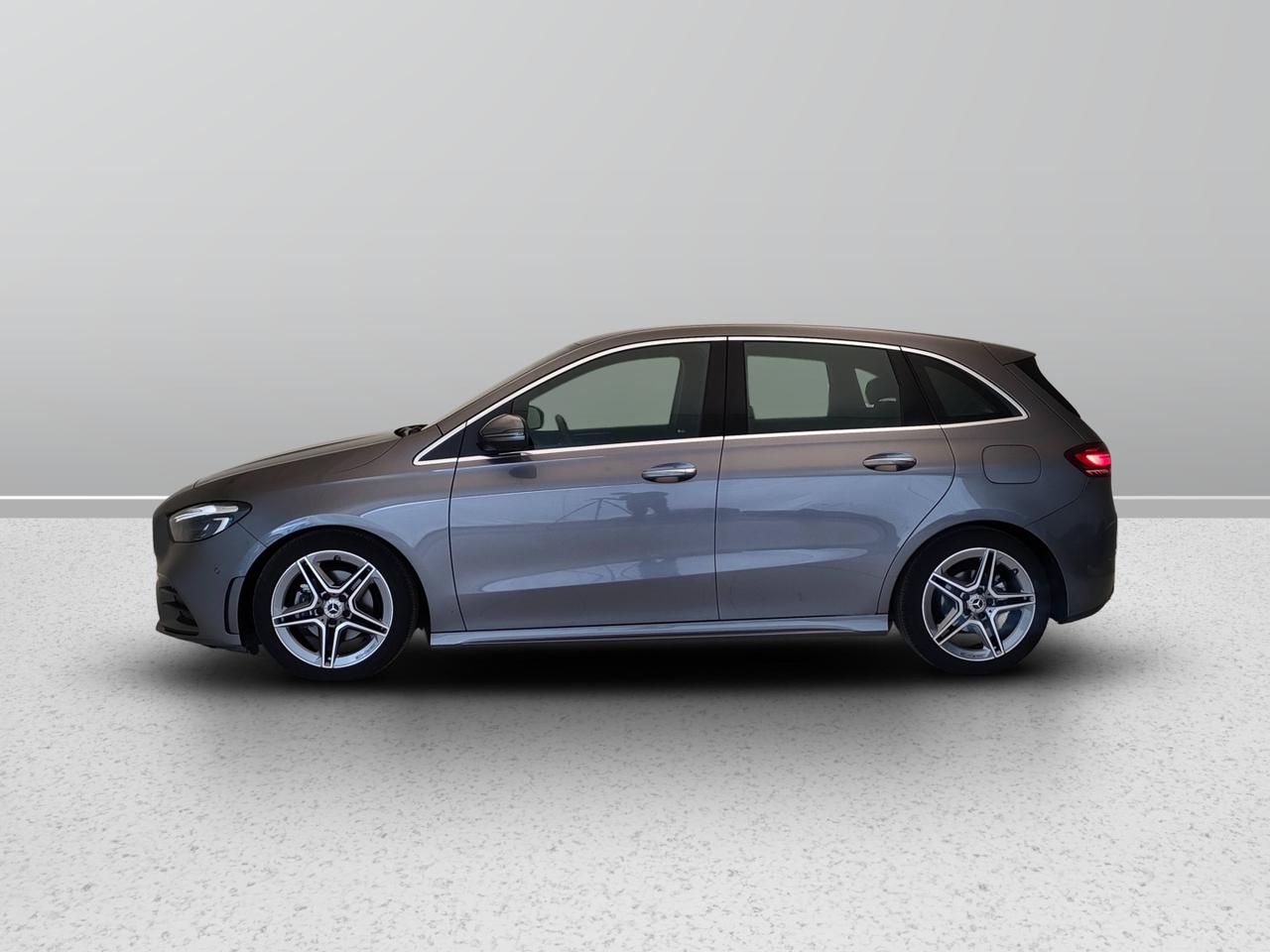 Mercedes-Benz Classe B - W247 2023 - B 180 d AMG Line Advanced Plus auto