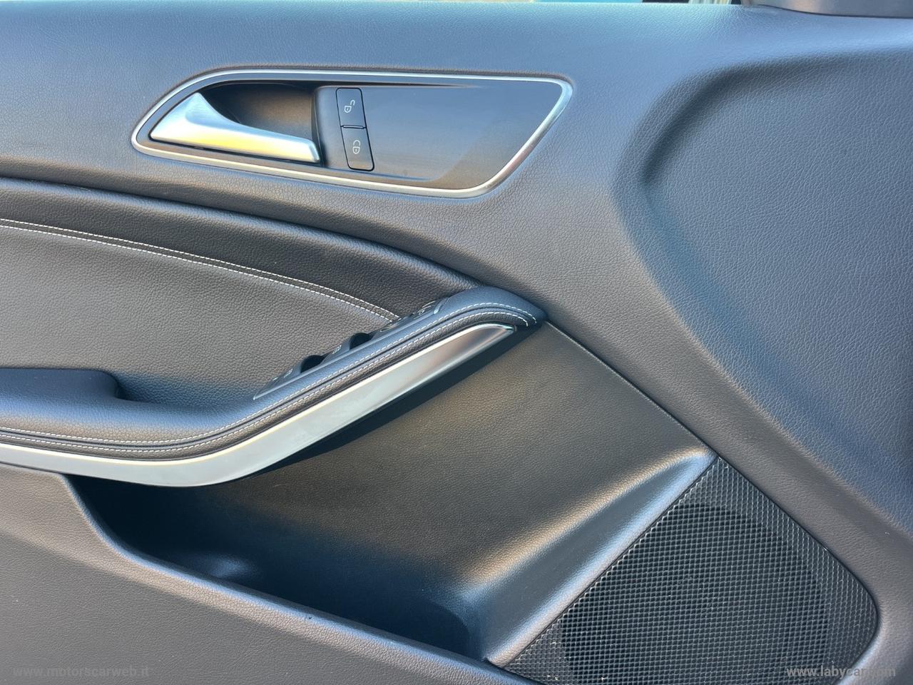 MERCEDES-BENZ GLA 200 Sport