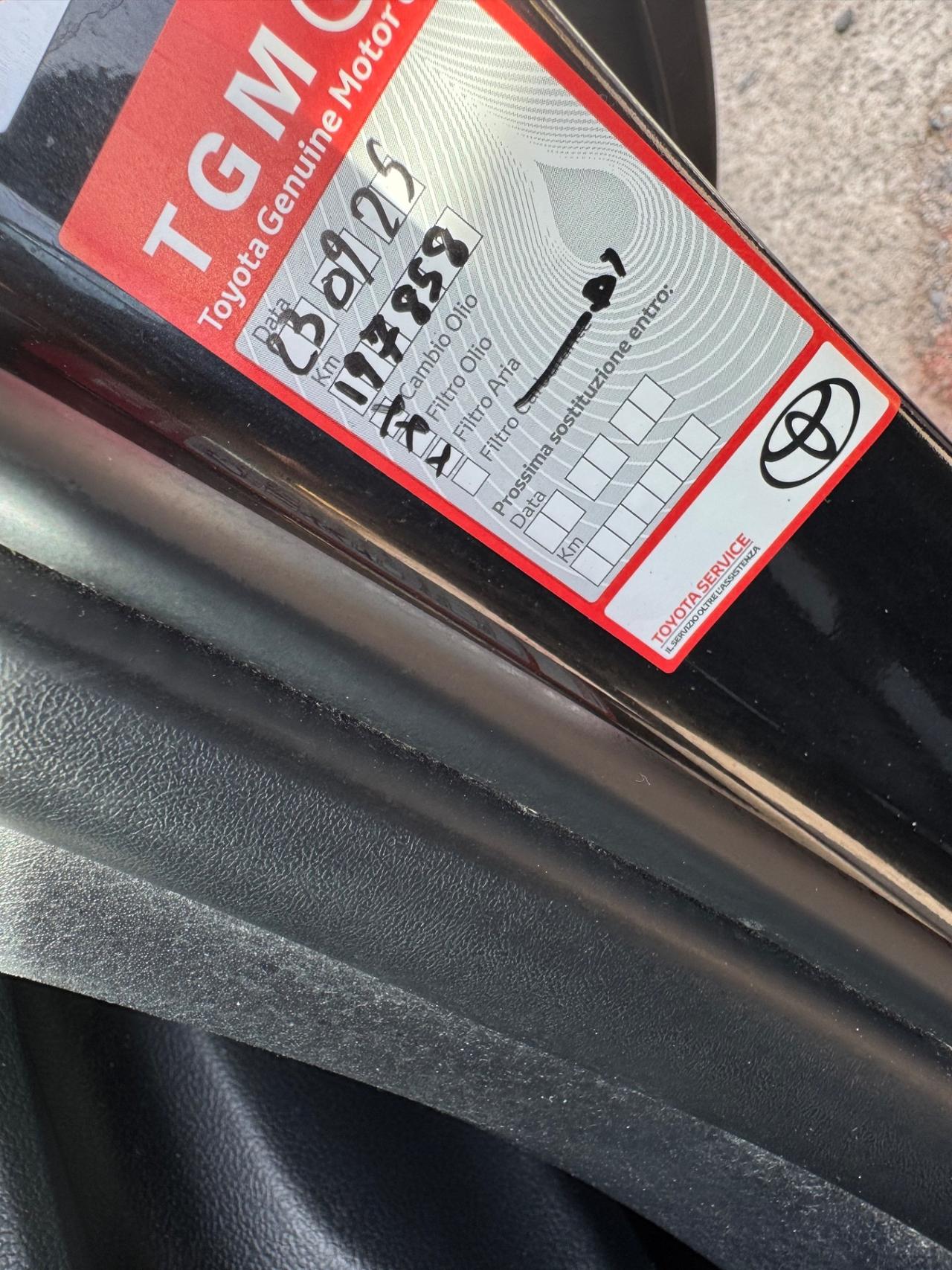 Toyota C-HR 1.8 Hybrid E-CVT Lounge