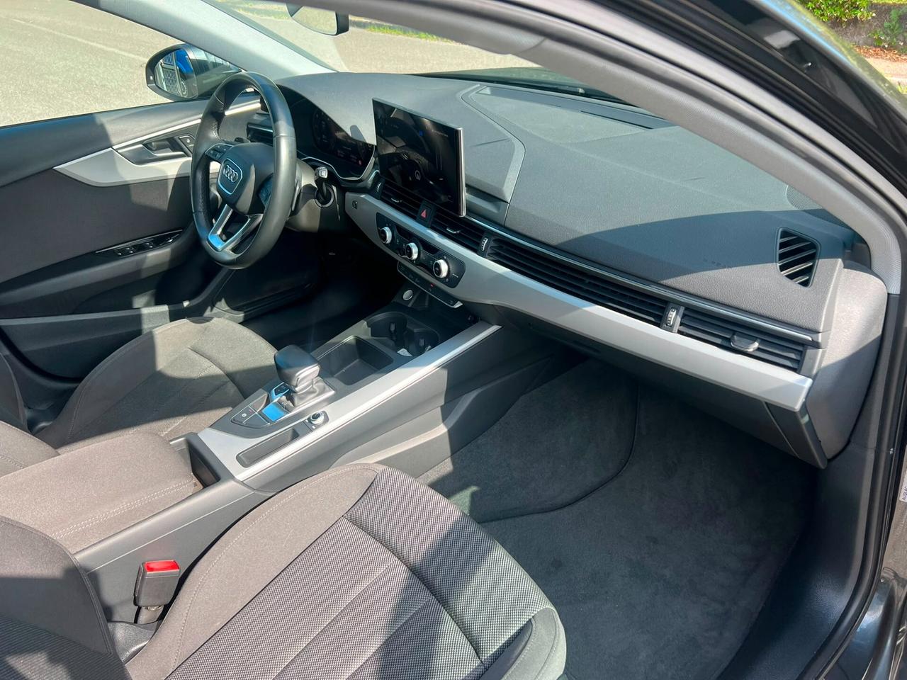 Audi A4 Avant 35 TDI S tronic Business