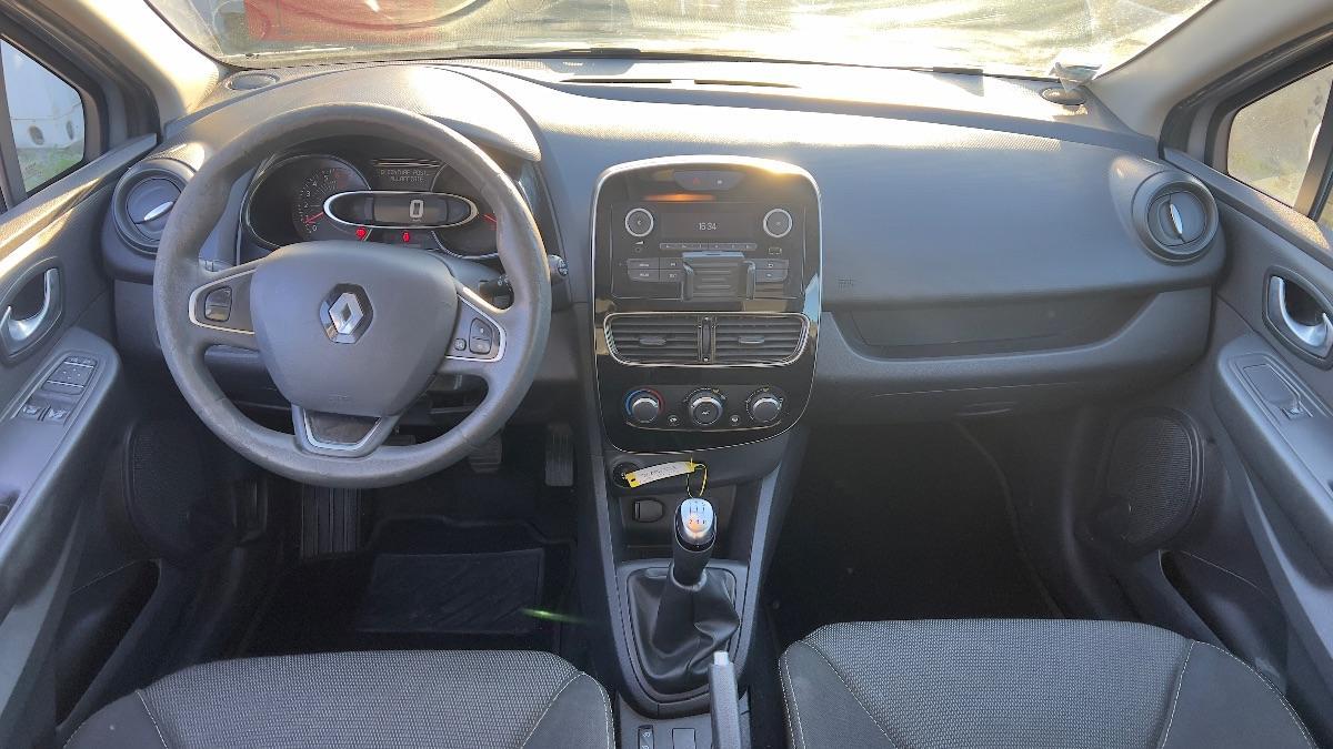 RENAULT - Clio Sporter Sporter 1.2 16v Life 75cv