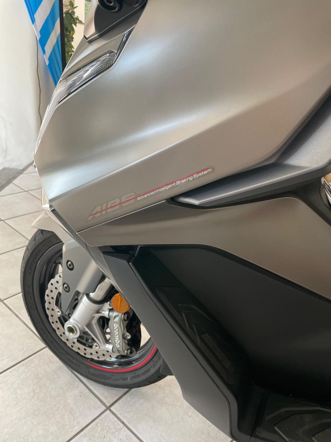 Kymco AK 550 PREMIUM