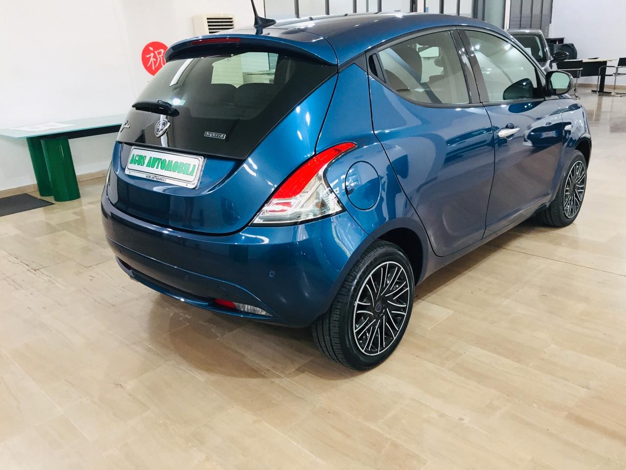 LANCIA Ypsilon 1.0 FireFly 5p. S&S Hybrid