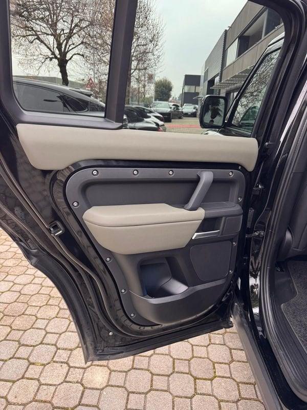 Land Rover Defender Defender 110 3.0D I6 AWD Auto X-Dynamic SE 200 CV Autocarro N1