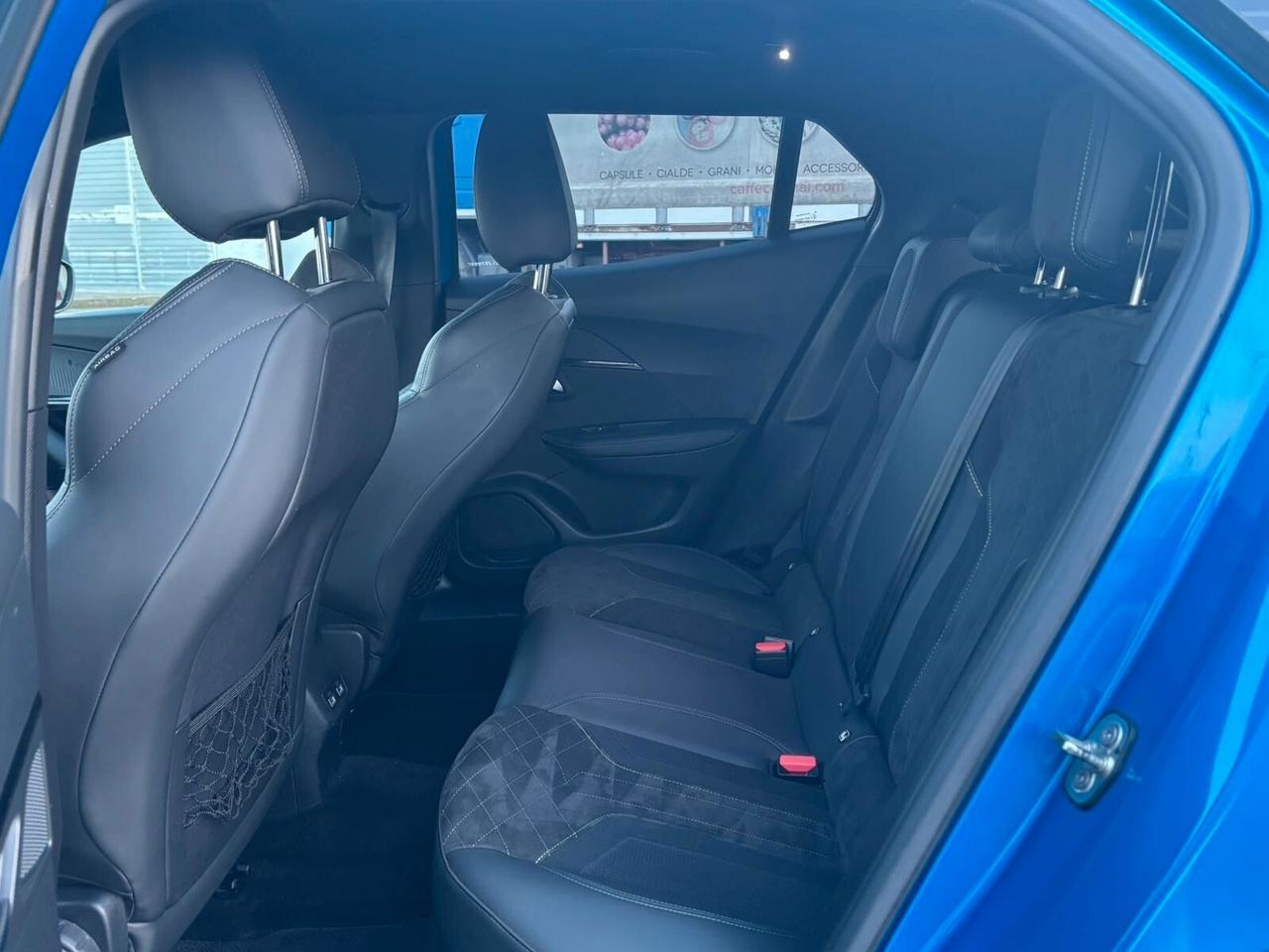 Peugeot 2008 BlueHDi 130 S&S EAT8 GT
