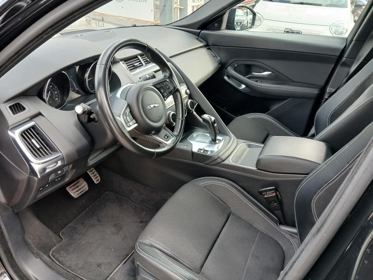 Jaguar E-Pace 2.0D 150 CV AWD aut. R-Dynamic