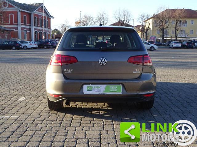 VOLKSWAGEN Golf 1.6 TDI 110 CV DSG 5p Executive BMT NEOPATENTATI