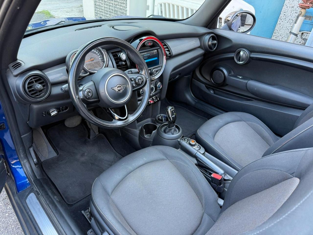 Mini 1.5 Cooper D Cabrio