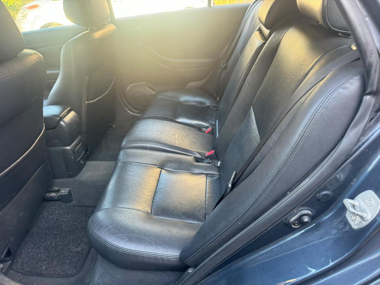 TOYOTA AVENSIS 2006 2.2 150 D-4D