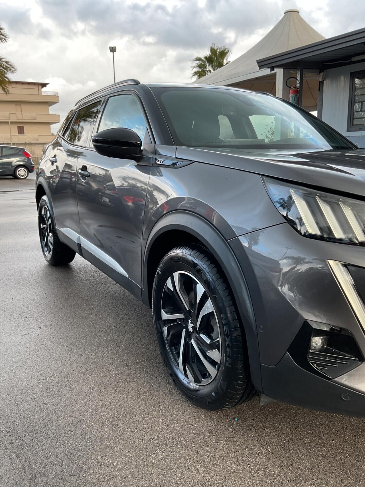 Peugeot 2008 BlueHDi 100 S&S GT LINE EAT8