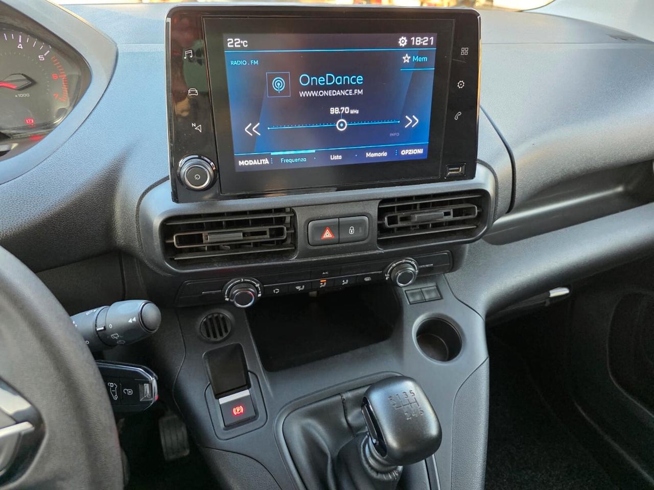 Peugeot Partner BlueHDi Furgone Premium