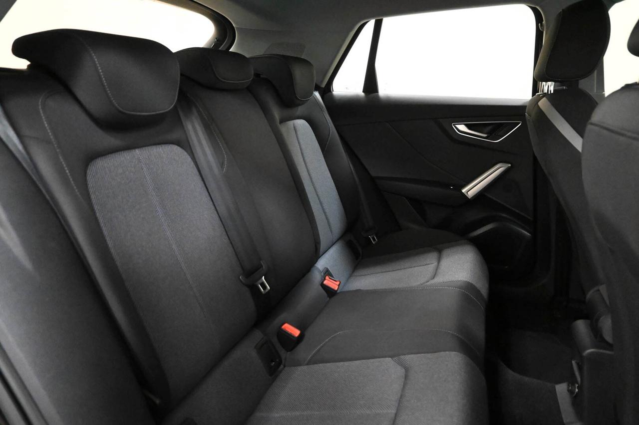 AUDI Q2 Q2 30 TDI S line Edition