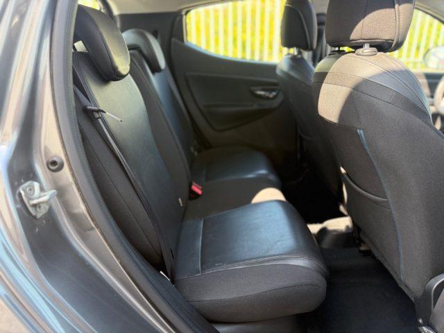 LANCIA Ypsilon Benzina LEGGERE ATTENTAMENTE