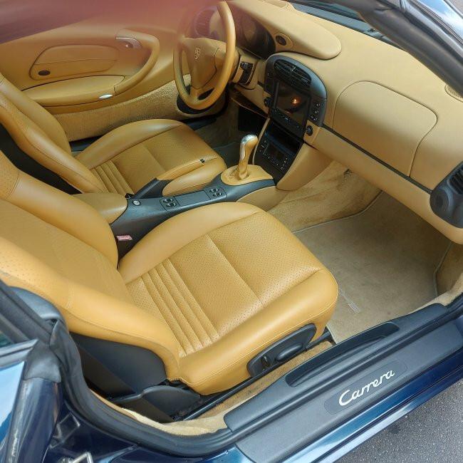 Porsche 911 Carrera cat Cabriolet 996